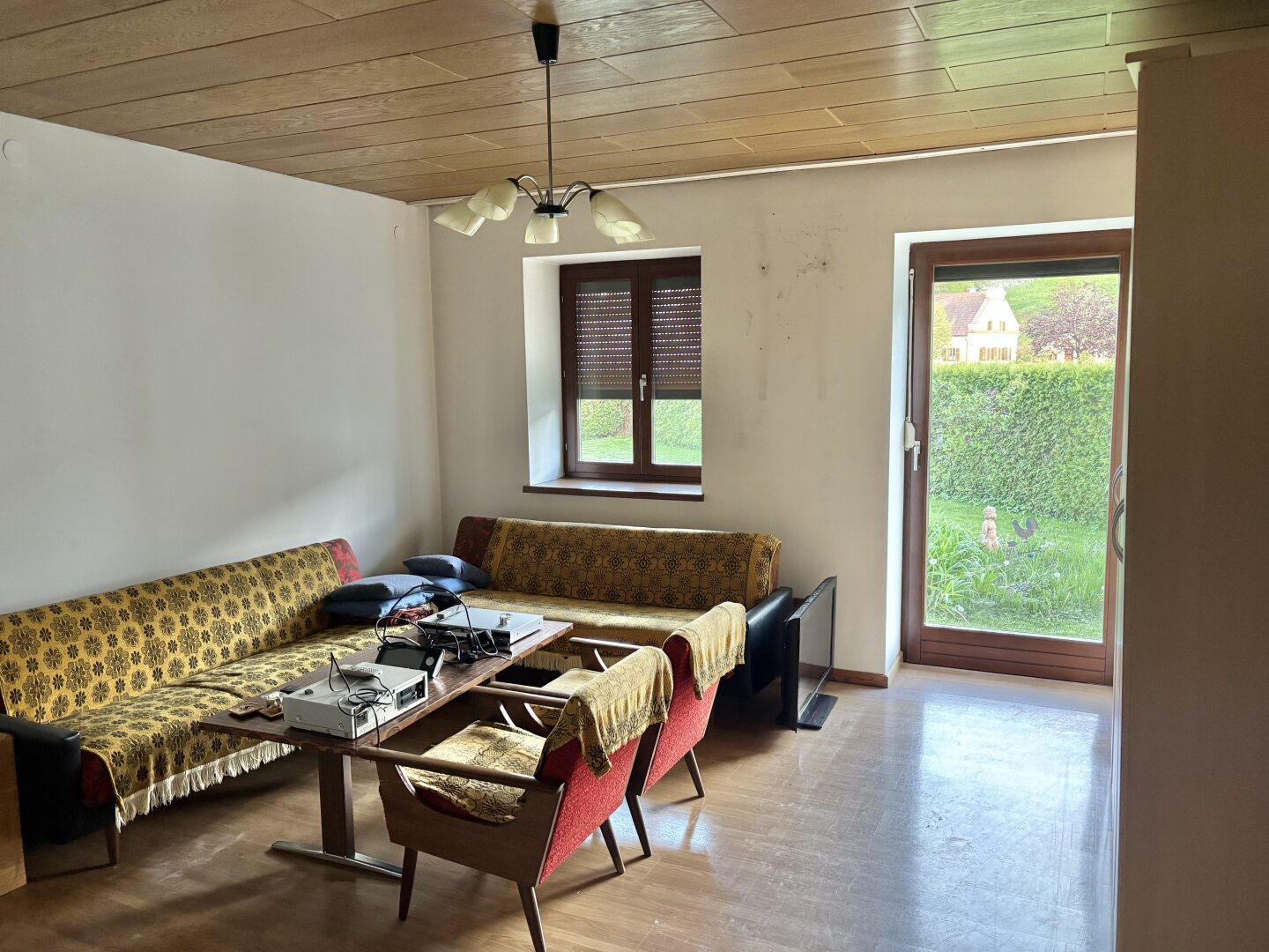 .. READY FOR UPDATE .. Neustift bei GS !!  Landhaus in netter Dorflage mit beschaulichem Garten - ca. 7.200m 2 Wald inklusive !!