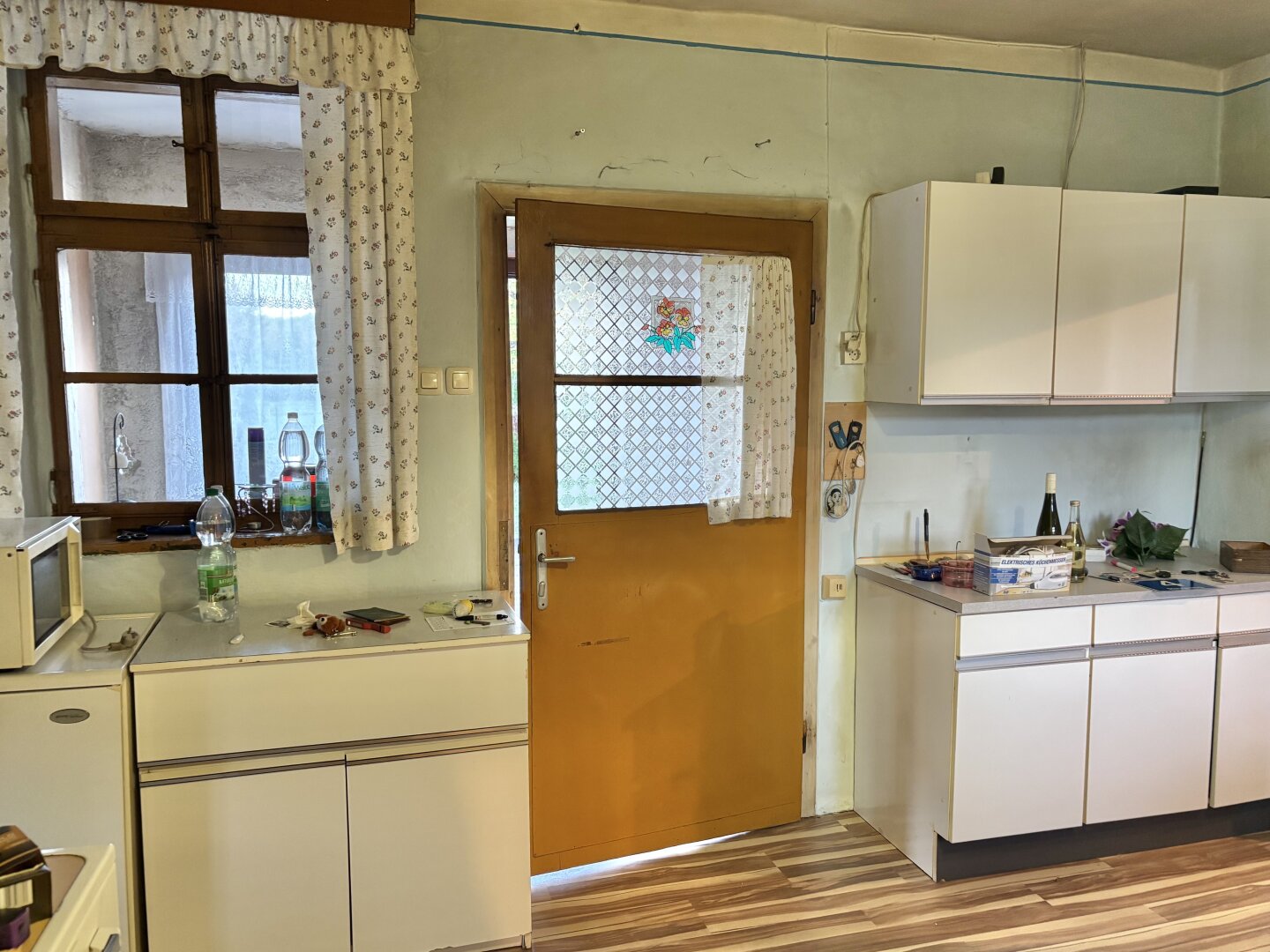 .. READY FOR UPDATE .. Neustift bei GS !!  Landhaus in netter Dorflage mit beschaulichem Garten - ca. 7.200m 2 Wald inklusive !!