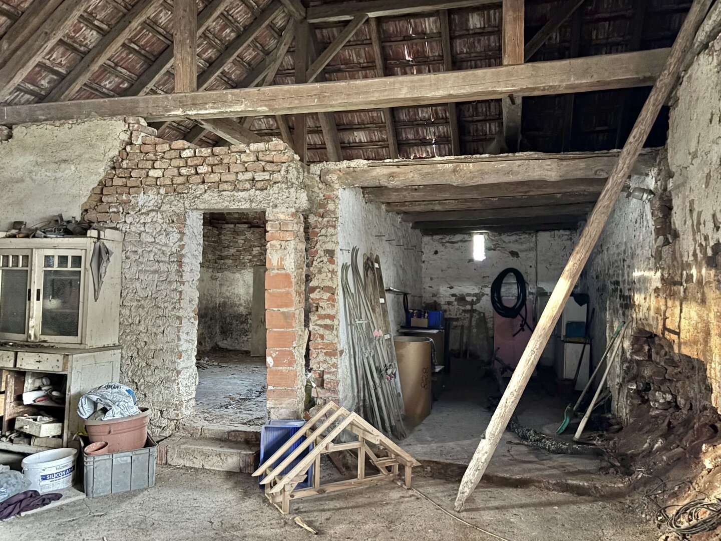 .. READY FOR UPDATE .. Neustift bei GS !!  Landhaus in netter Dorflage mit beschaulichem Garten - ca. 7.200m 2 Wald inklusive !!