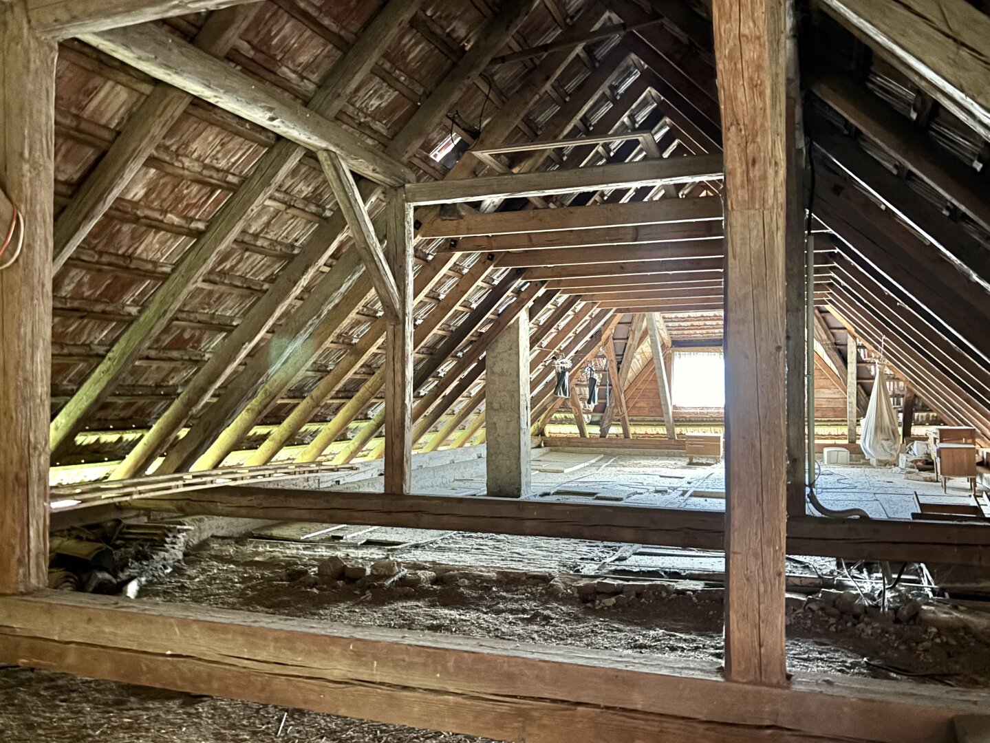 .. READY FOR UPDATE .. Neustift bei GS !!  Landhaus in netter Dorflage mit beschaulichem Garten - ca. 7.200m 2 Wald inklusive !!