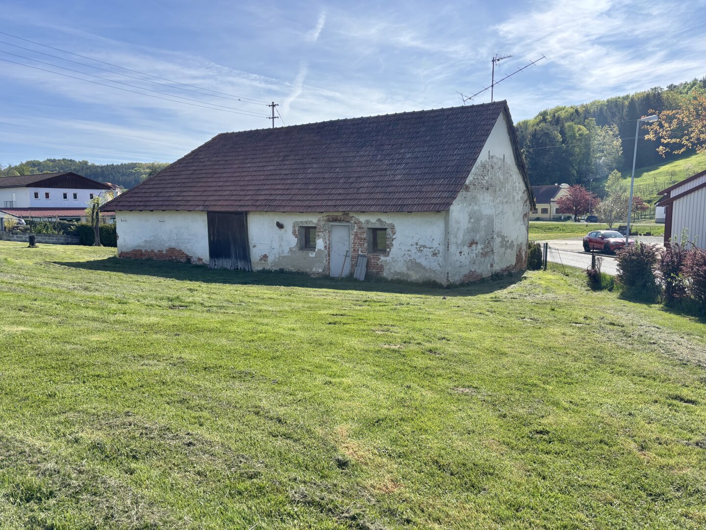 .. READY FOR UPDATE .. Neustift bei GS !!  Landhaus in netter Dorflage mit beschaulichem Garten - ca. 7.200m 2 Wald inklusive !!