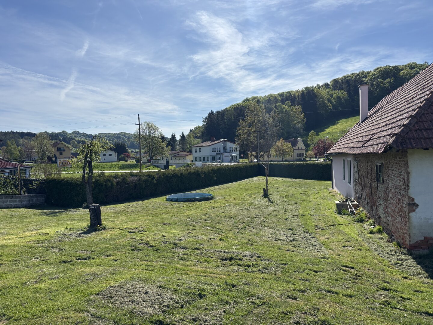 .. READY FOR UPDATE .. Neustift bei GS !!  Landhaus in netter Dorflage mit beschaulichem Garten - ca. 7.200m 2 Wald inklusive !!