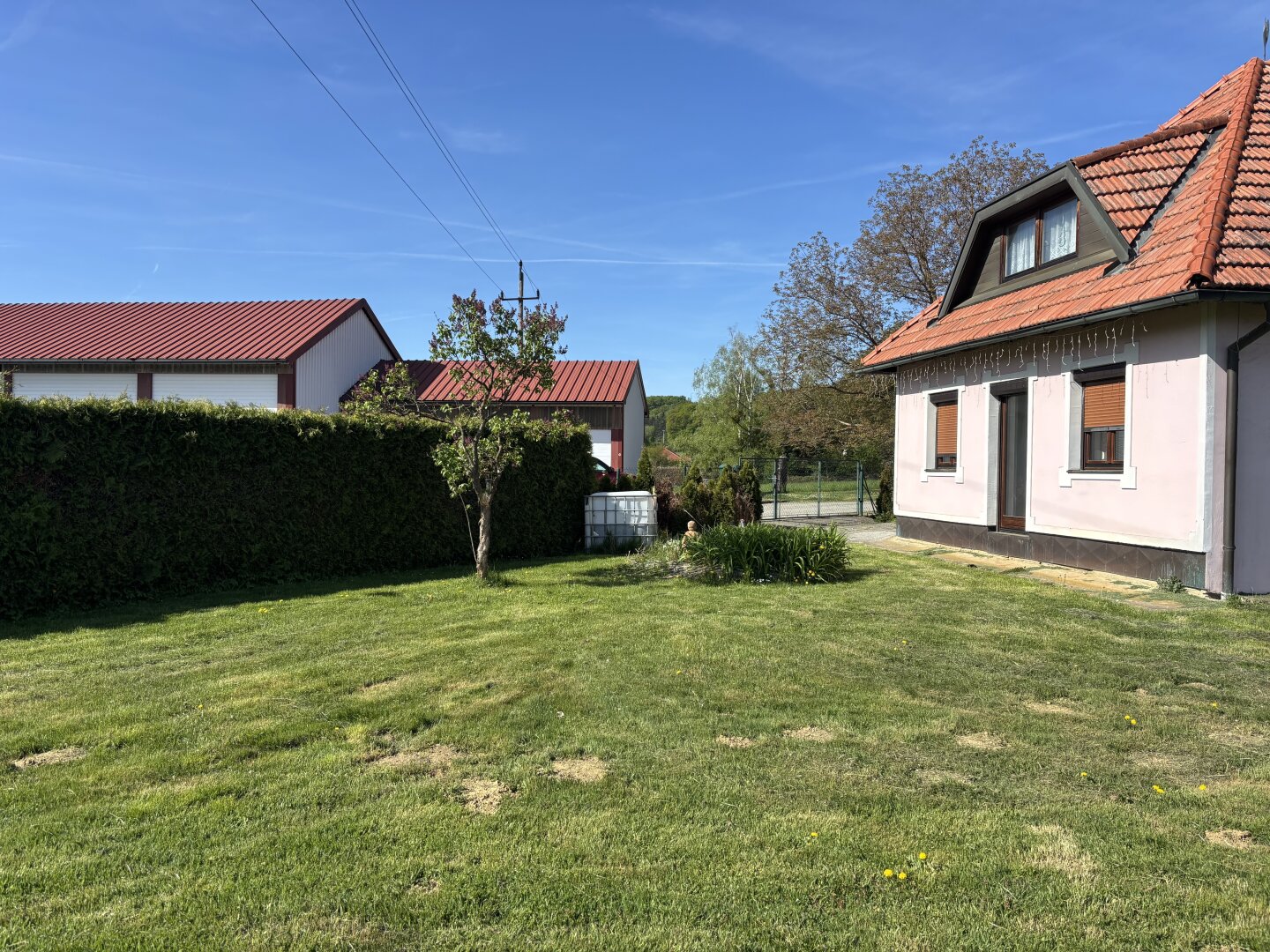 .. READY FOR UPDATE .. Neustift bei GS !!  Landhaus in netter Dorflage mit beschaulichem Garten - ca. 7.200m 2 Wald inklusive !!