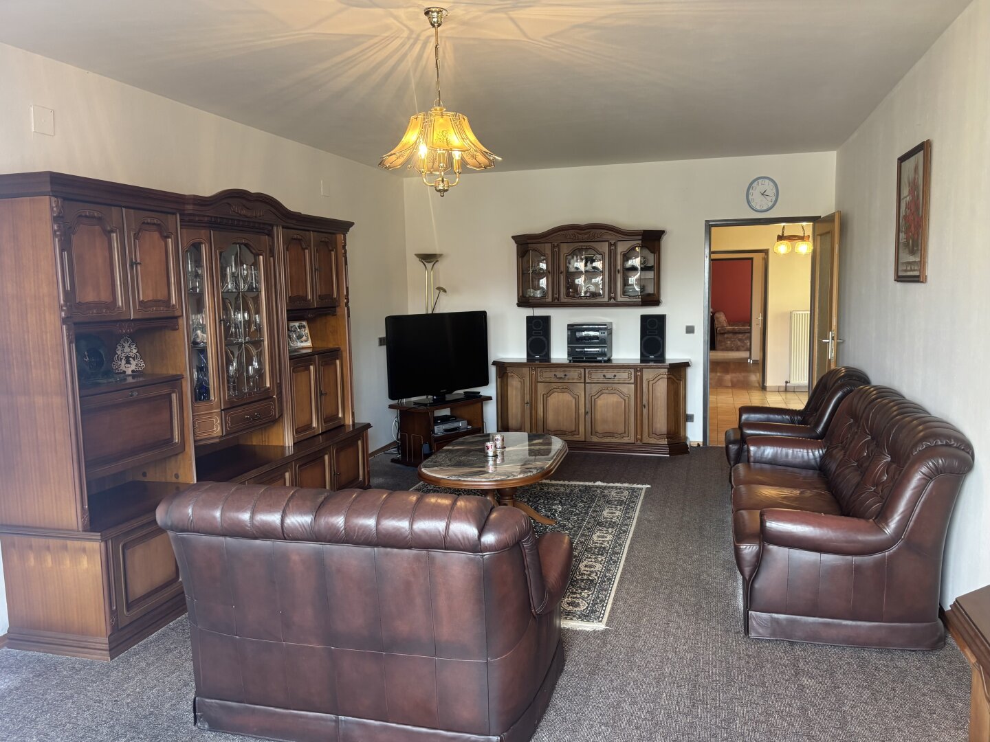 ** ORIGINAL, RUSTIKAL, WOHNLICH **  Strem !! Gepflegtes Wohnhaus in zentraler Ortslage mit Nebengebäuden und ansprechendem Grundstück mit ca. 4.300 m2 !!