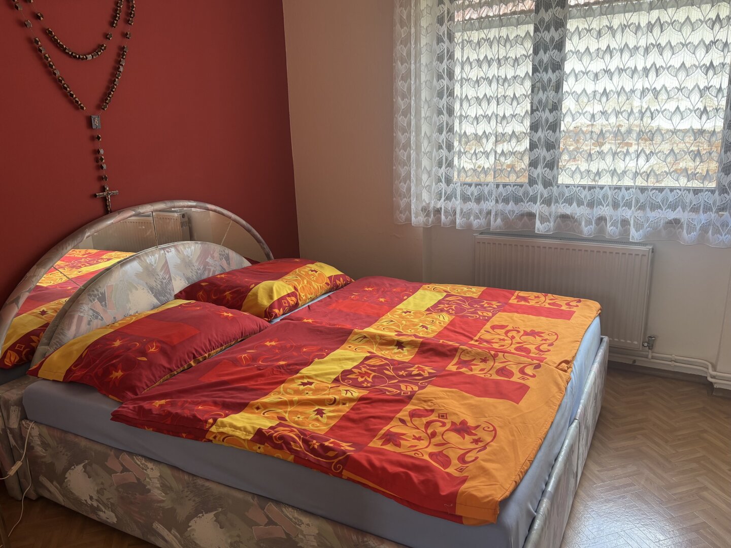 ** ORIGINAL, RUSTIKAL, WOHNLICH **  Strem !! Gepflegtes Wohnhaus in zentraler Ortslage mit Nebengebäuden und ansprechendem Grundstück mit ca. 4.300 m2 !!