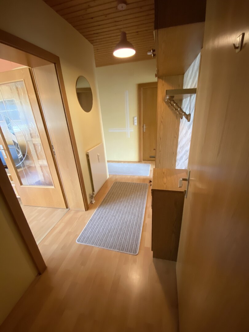 Apfelberg: Helle 2 Zimmer Mietwohnung mit 2 Loggia in ruhiger Lage