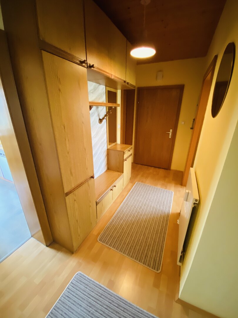 Apfelberg: Helle 2 Zimmer Mietwohnung mit 2 Loggia in ruhiger Lage