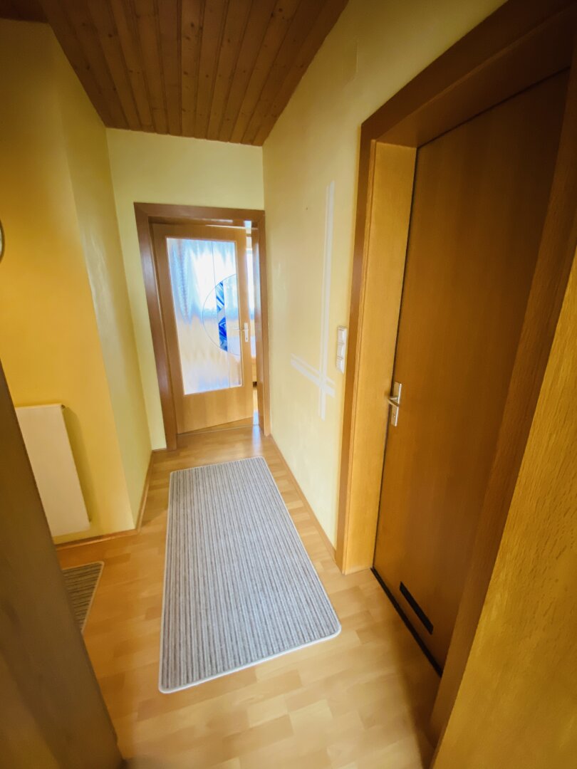 Apfelberg: Helle 2 Zimmer Mietwohnung mit 2 Loggia in ruhiger Lage