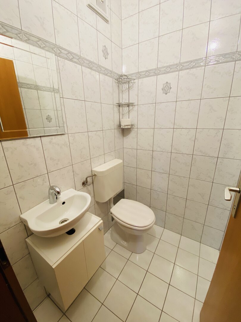 Apfelberg: Helle 2 Zimmer Mietwohnung mit 2 Loggia in ruhiger Lage