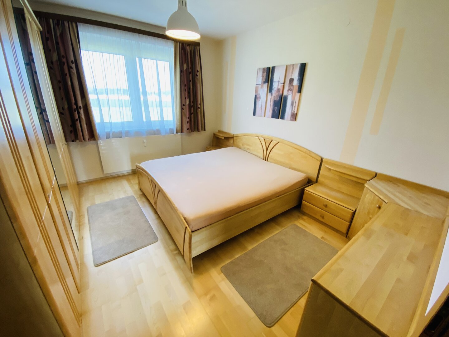 Apfelberg: Helle 2 Zimmer Mietwohnung mit 2 Loggia in ruhiger Lage