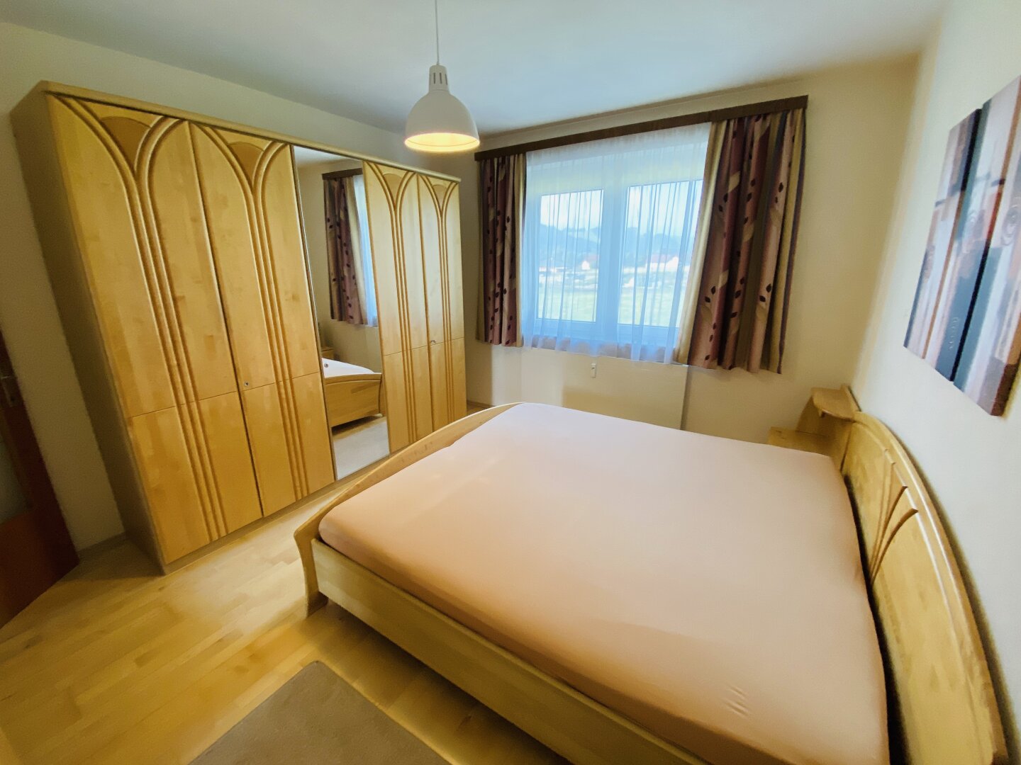 Apfelberg: Helle 2 Zimmer Mietwohnung mit 2 Loggia in ruhiger Lage