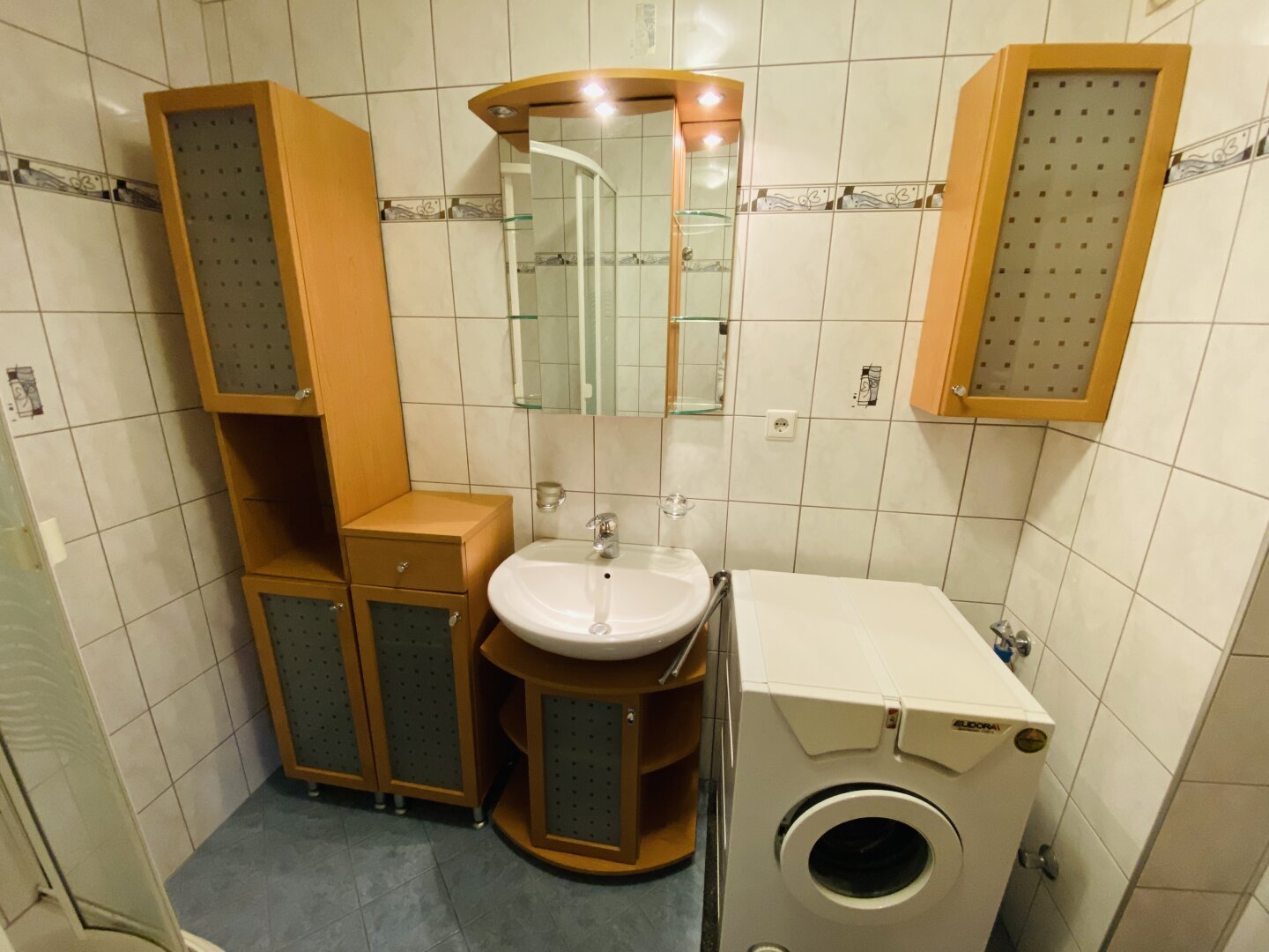 Apfelberg: Helle 2 Zimmer Mietwohnung mit 2 Loggia in ruhiger Lage