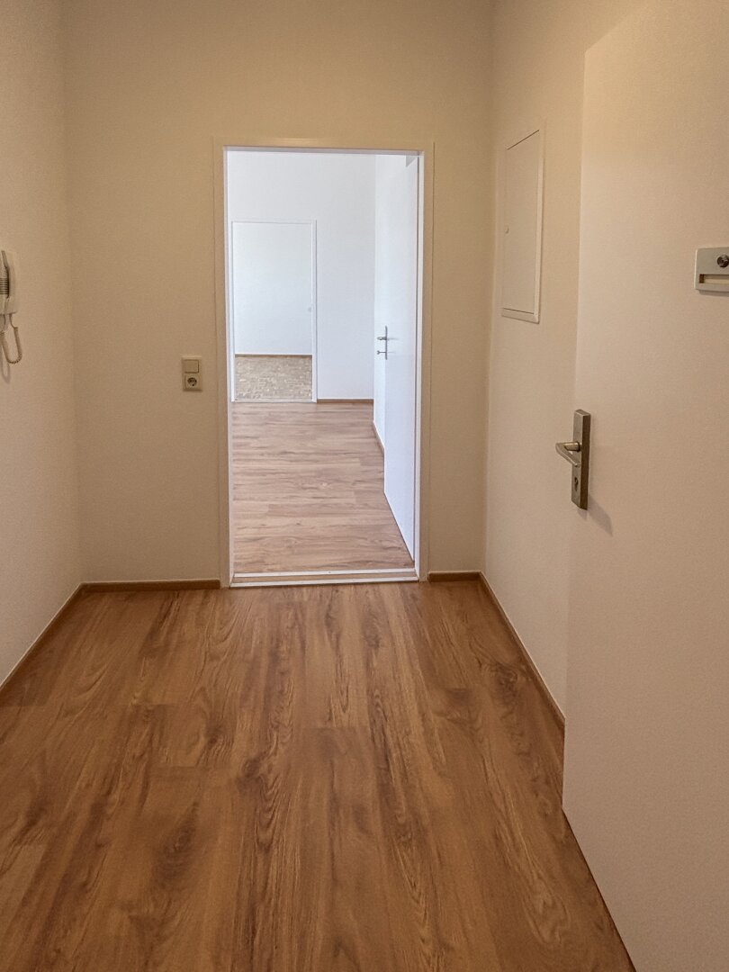 Koffer packen und einziehen