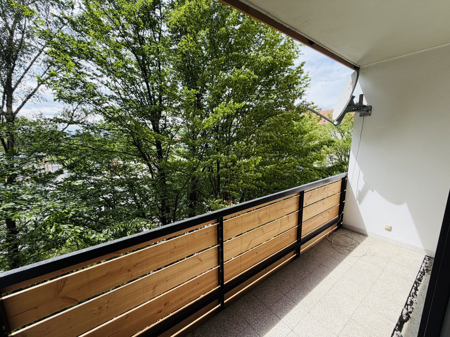 Studentenhit in 8010 Graz: Gemütliche Singlewohnung mit sonniger Loggia und Parkplatzmöglichkeit