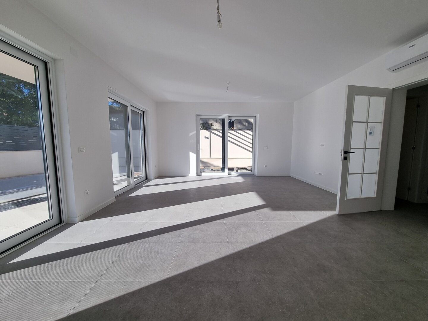 Besonderheit - Wohnung mit eigenem Swimmingpool in Tar