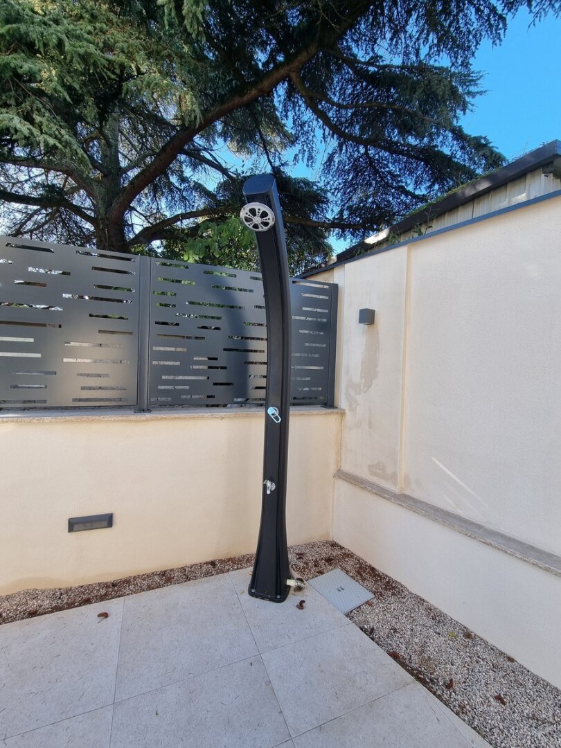 Besonderheit - Wohnung mit eigenem Swimmingpool in Tar
