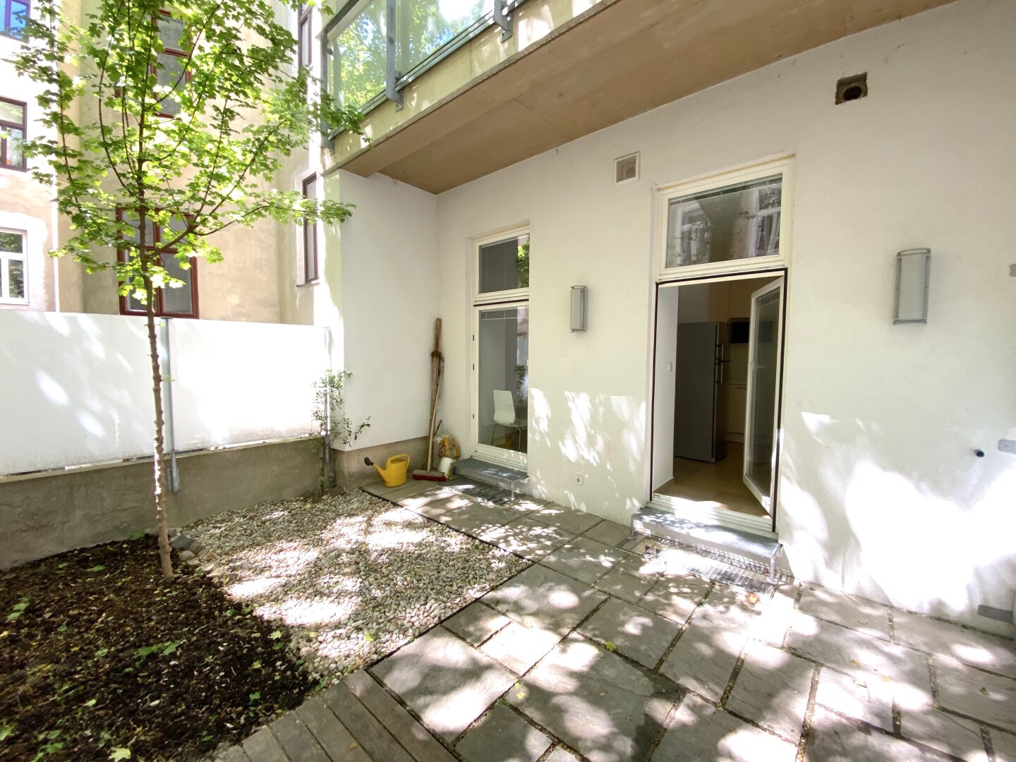NETTE GARTENWOHNUNG NÄHE AUMANNPLATZ - UNBEFRISTETE VERMIETUNG