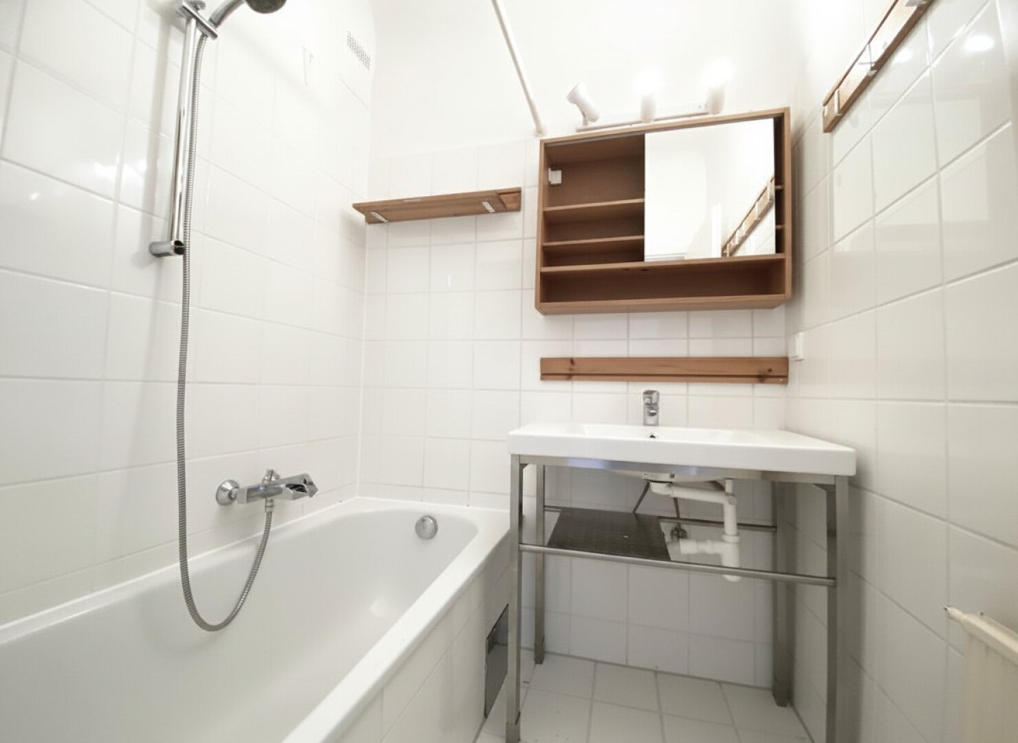 TOLLE WOHNUNG MITTEN IM 8. BEZIRK