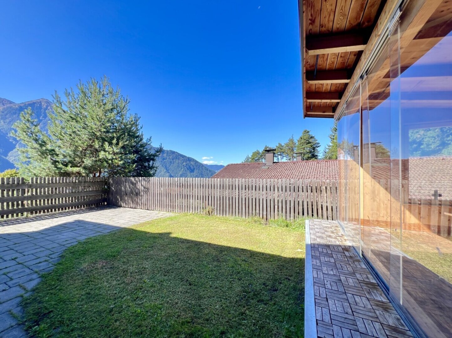 Lebensqualität im Ötztal – Doppelhaushälfte mit Bergblick in Ötz