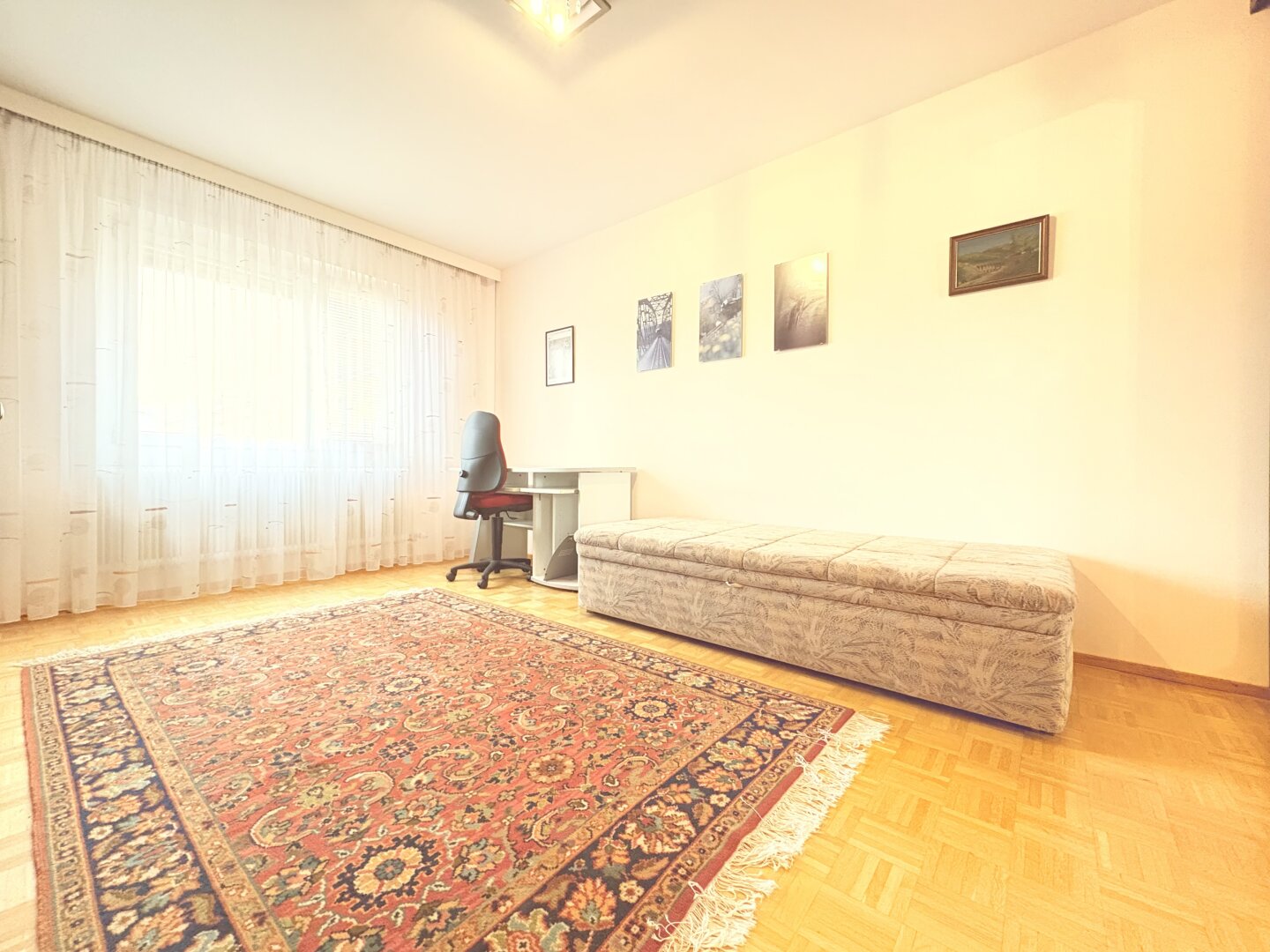 3 Zimmer / 80,79 m2 WNFL inkl. Loggia, Kellerabteil / 6. OG mit Lift / ruhige  sonnige Lage