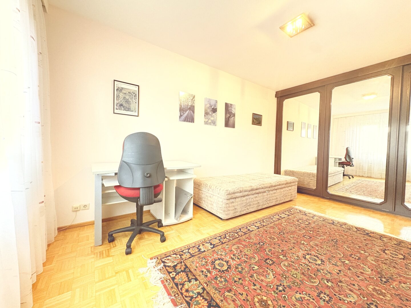 3 Zimmer / 80,79 m2 WNFL inkl. Loggia, Kellerabteil / 6. OG mit Lift / ruhige  sonnige Lage