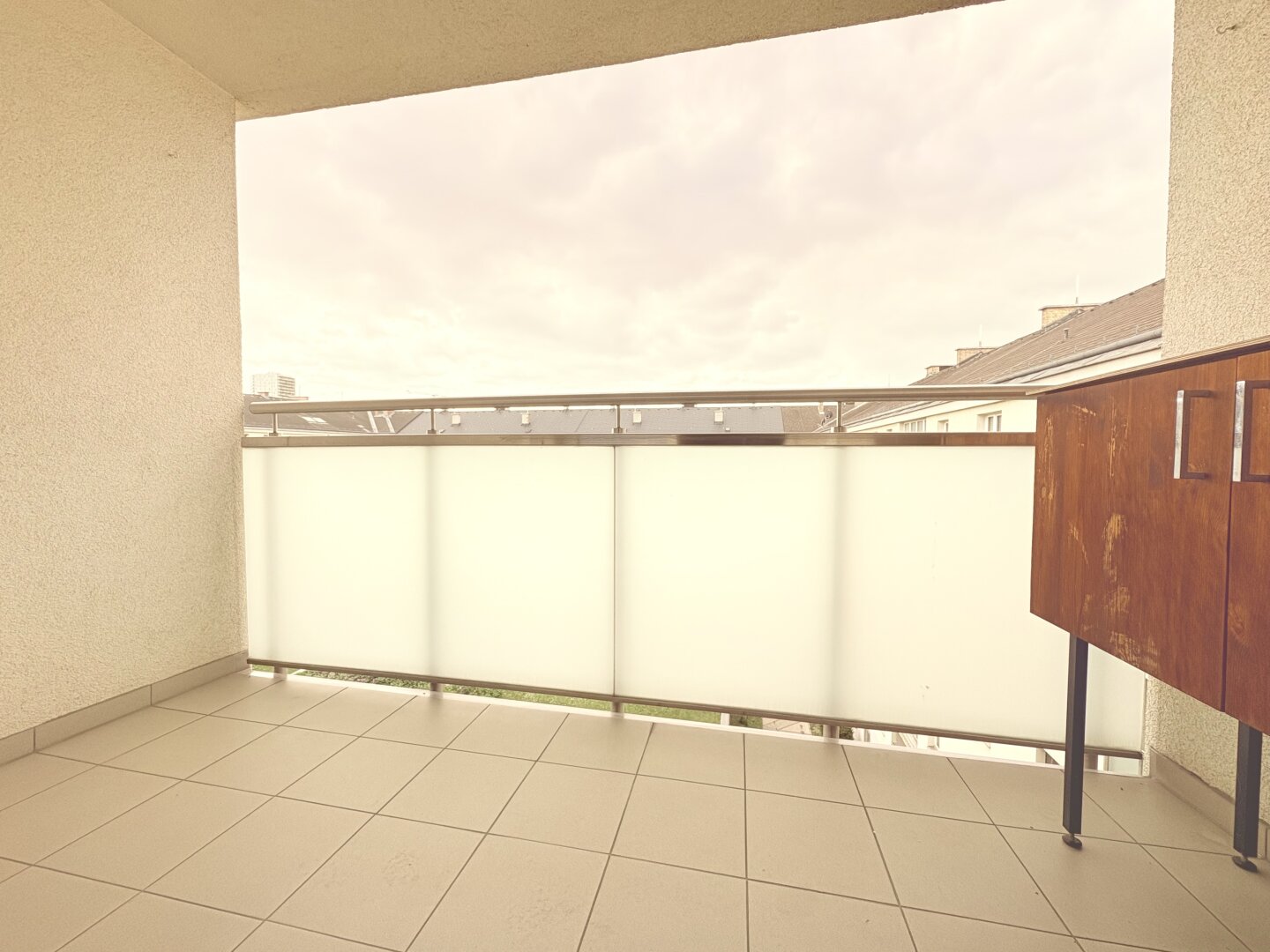 3 Zimmer / 80,79 m2 WNFL inkl. Loggia, Kellerabteil / 6. OG mit Lift / ruhige  sonnige Lage