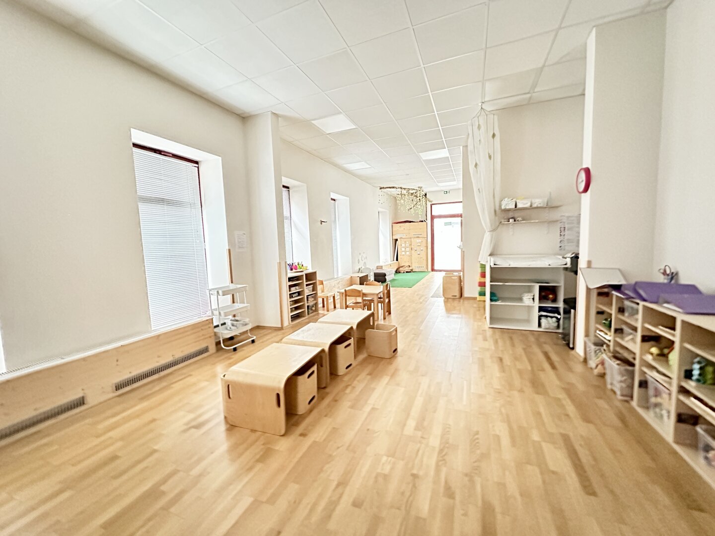 Voll ausgestatteter Kindergarten zur Vermietung, Märzstraße 55, 1150 Wien