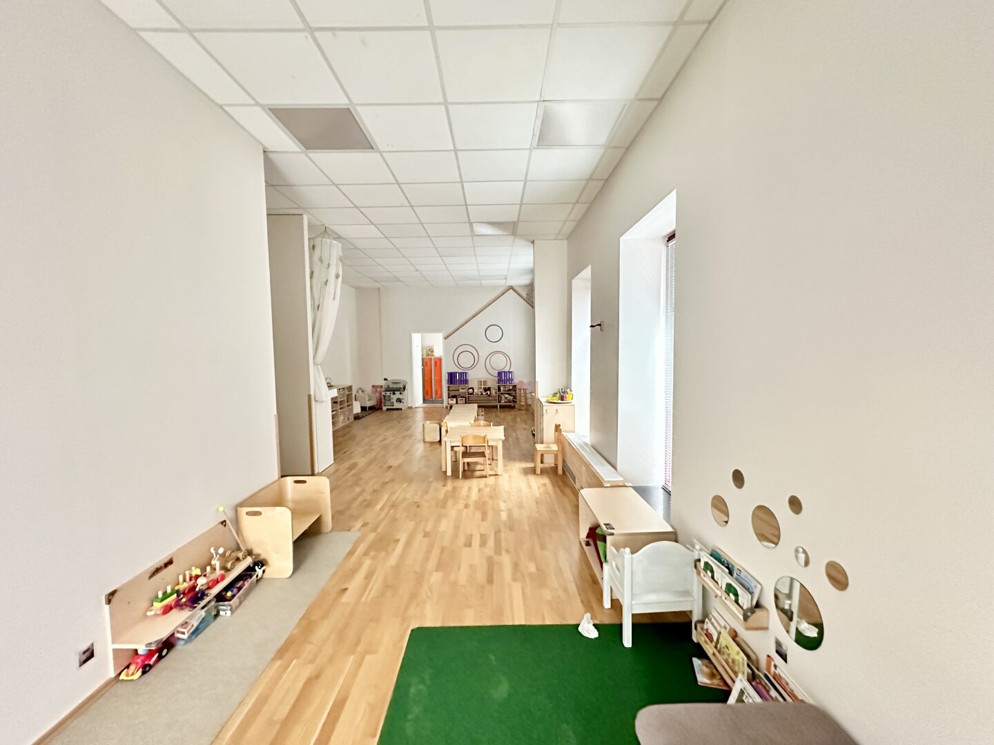 Voll ausgestatteter Kindergarten zur Vermietung, Märzstraße 55, 1150 Wien