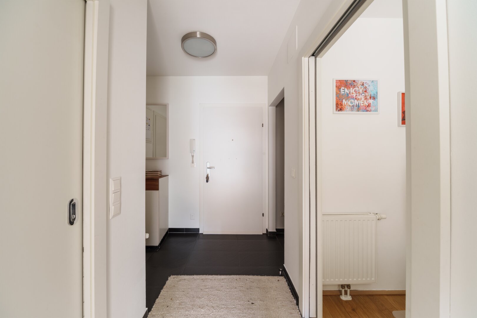 Charmante Wohnung mit Loggia inkl. Küche (Bosch), klimatisiert, in der Kaiserstraße 26, 1070 Wien, Nur 300 m entfernt zur Mariahilfer Straße