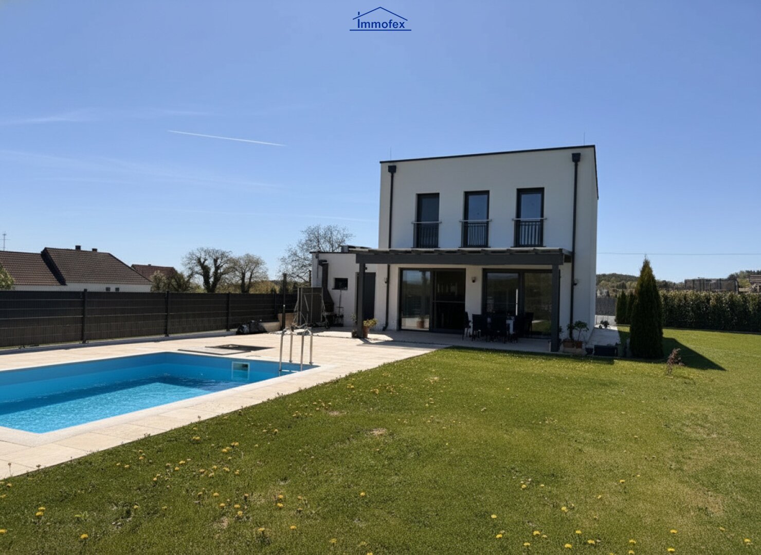 Bereit für Sommer, Sonne, Pool und traumhafte AusSICHTen ins satte Grün?  Preis inkl. offener Wohnbauförderung!