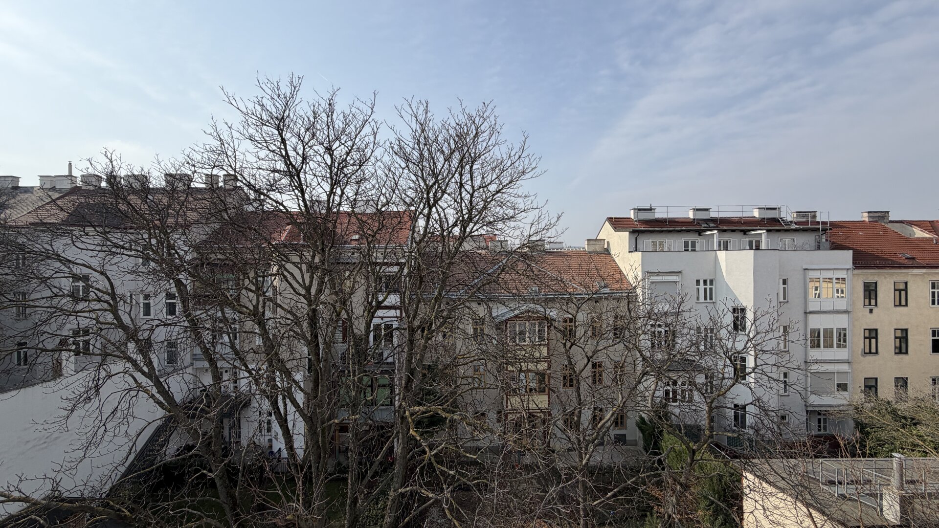 3 Zimmer im Dach mit 10 m² Balkon — Währinger Gürtel 79, 1180 Wien