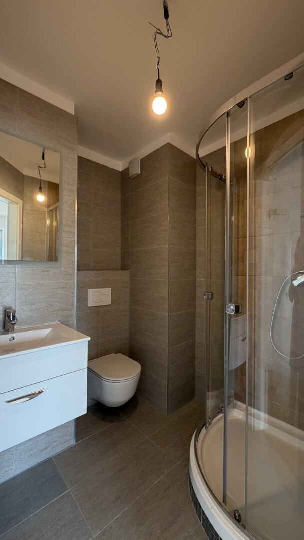 141 m² Maisonette im Dach | 3 Min. zur U6 | Nähe Volksoper — 1180 Wien