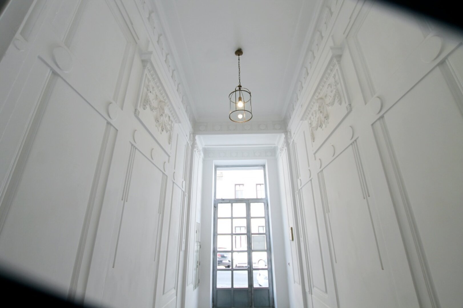 Unbefristete Loggia-Wohnung im 7. Bezirk mit Hochwertige maßgefertigtes Hochbett vom Tischler