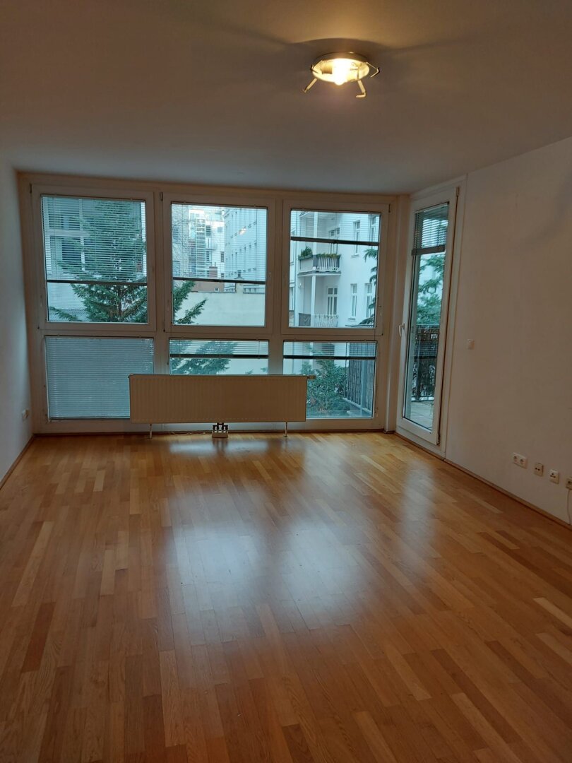 1,5-Zimmer Wohnung mit großzügiger Loggia im 7. Bezirk in Wien!