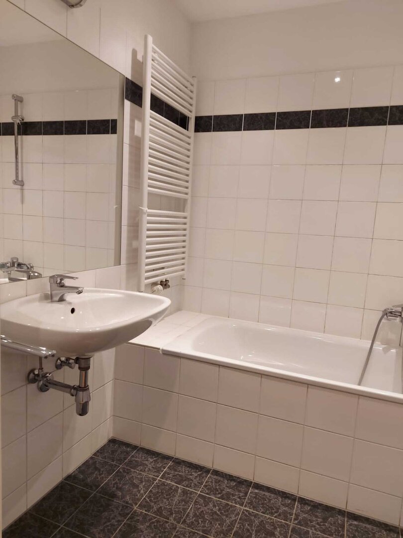1,5-Zimmer Wohnung mit großzügiger Loggia im 7. Bezirk in Wien!