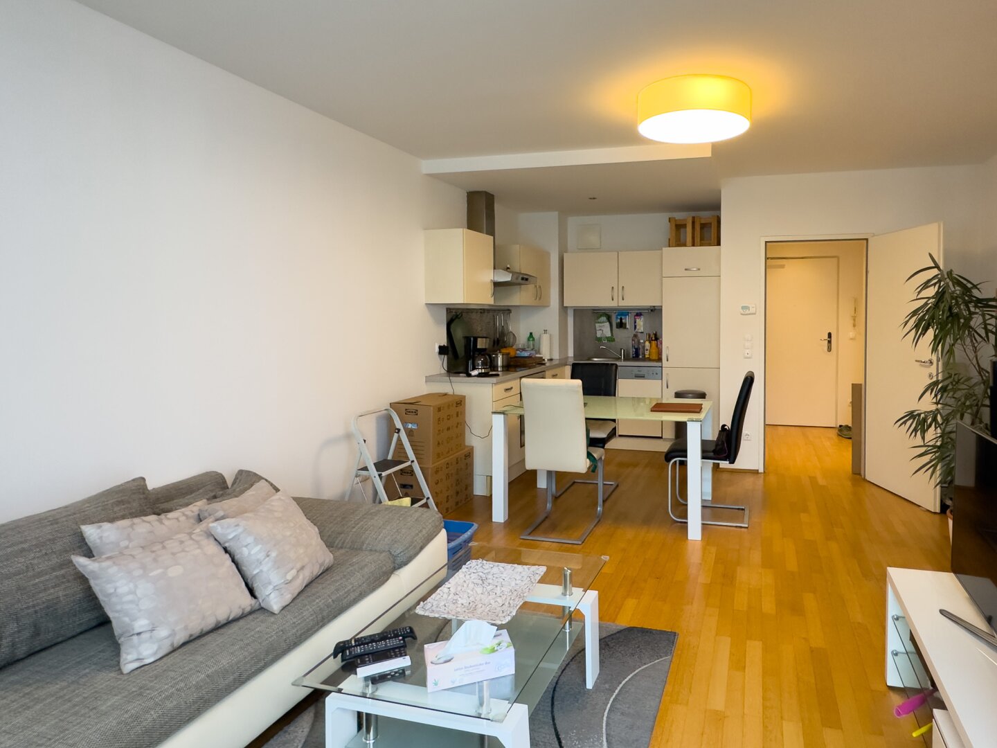 2-Zimmer Wohnung mit großzügiger Loggia im 7. Bezirk in Wien!