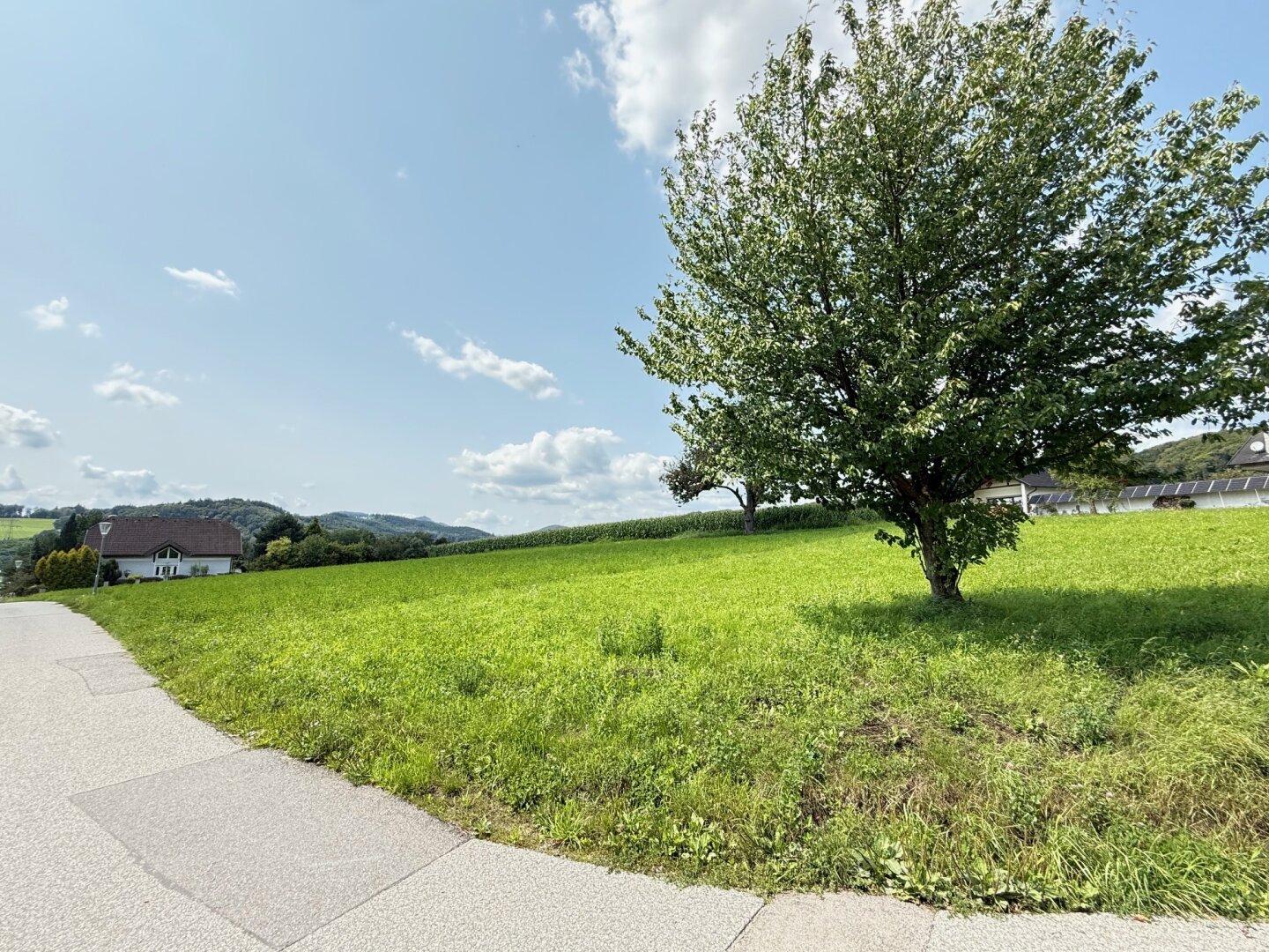 Baurechtsgrundstück in Top Aussichtslage mit Projektentwurf für Bauträger!