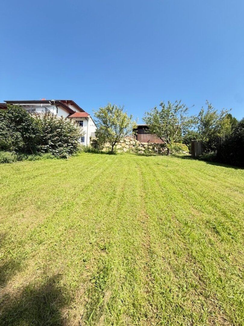 Einzigartiges Baugrundstück mit tollem Donau und Alpenvorlandblick!