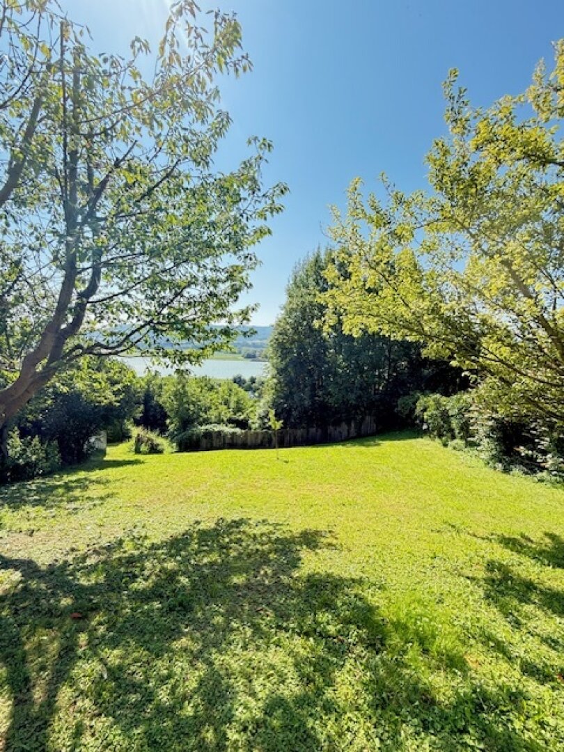 Einzigartiges Baugrundstück mit tollem Donau und Alpenvorlandblick!