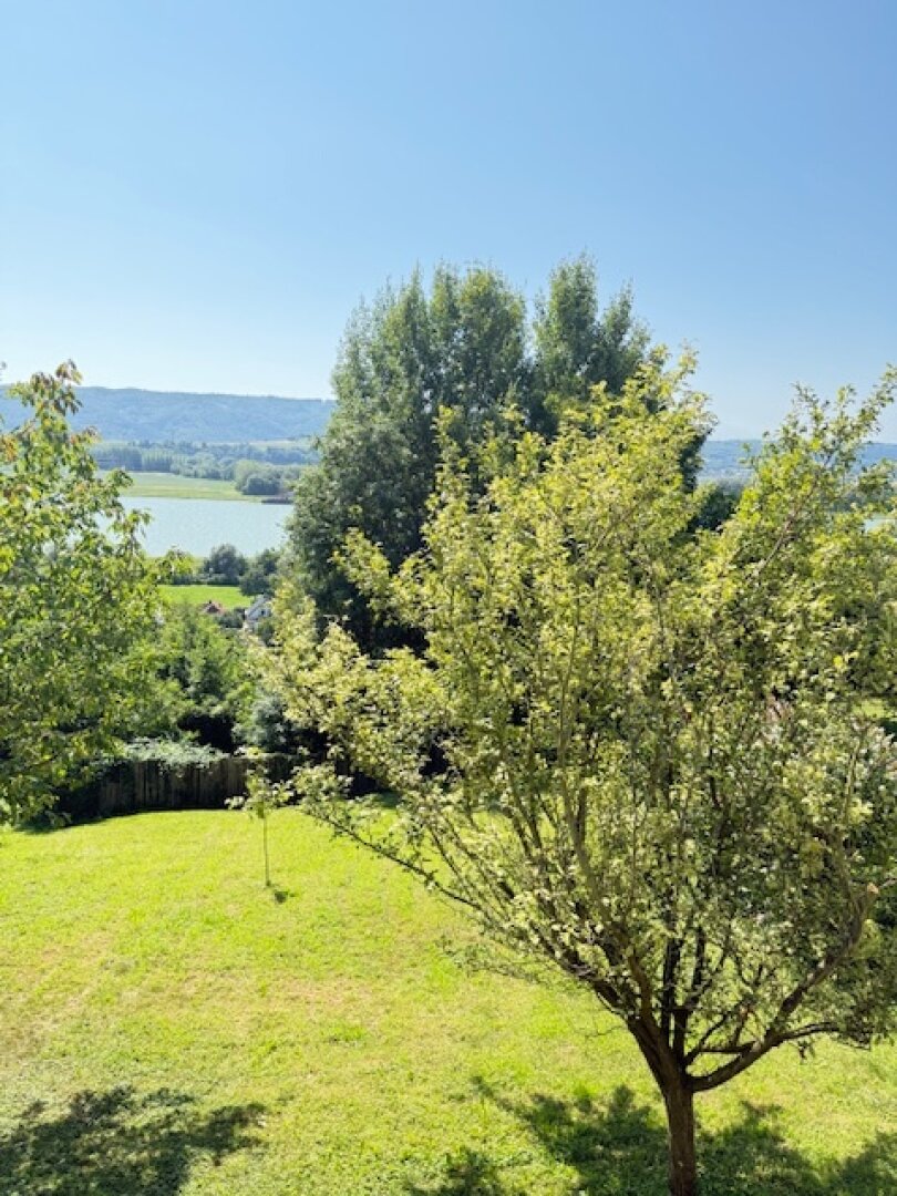 Einzigartiges Baugrundstück mit tollem Donau und Alpenvorlandblick!