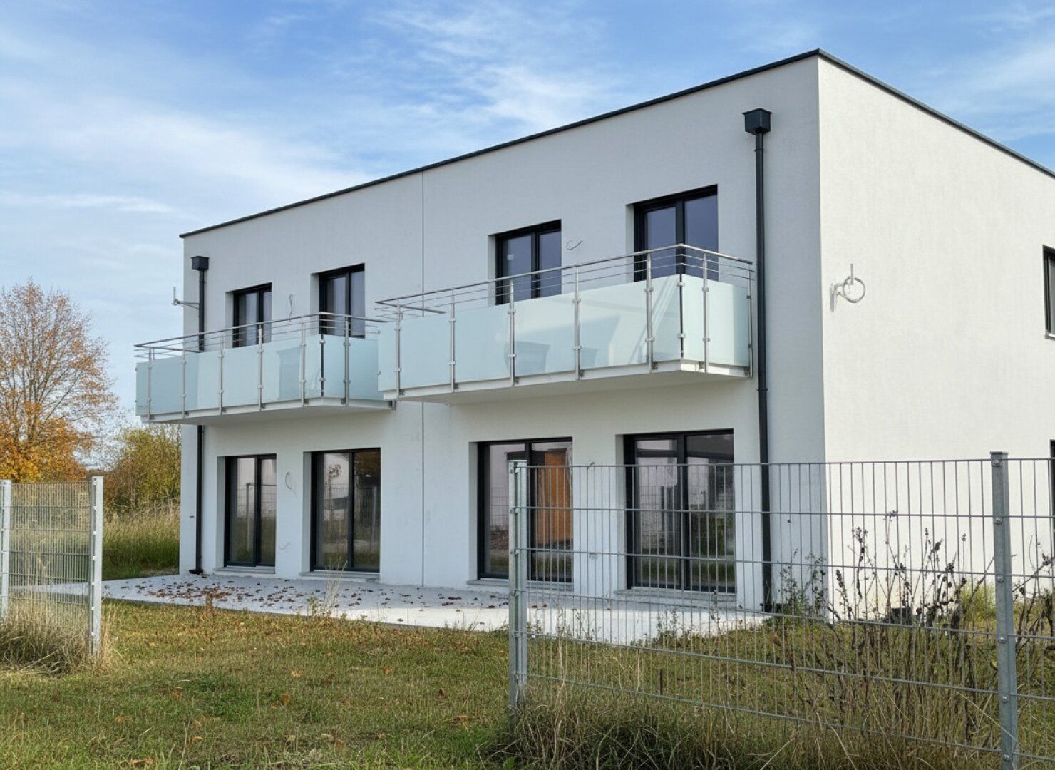 Neue Doppelhaushälfte mit Carport nur noch 2 verfügbar!!