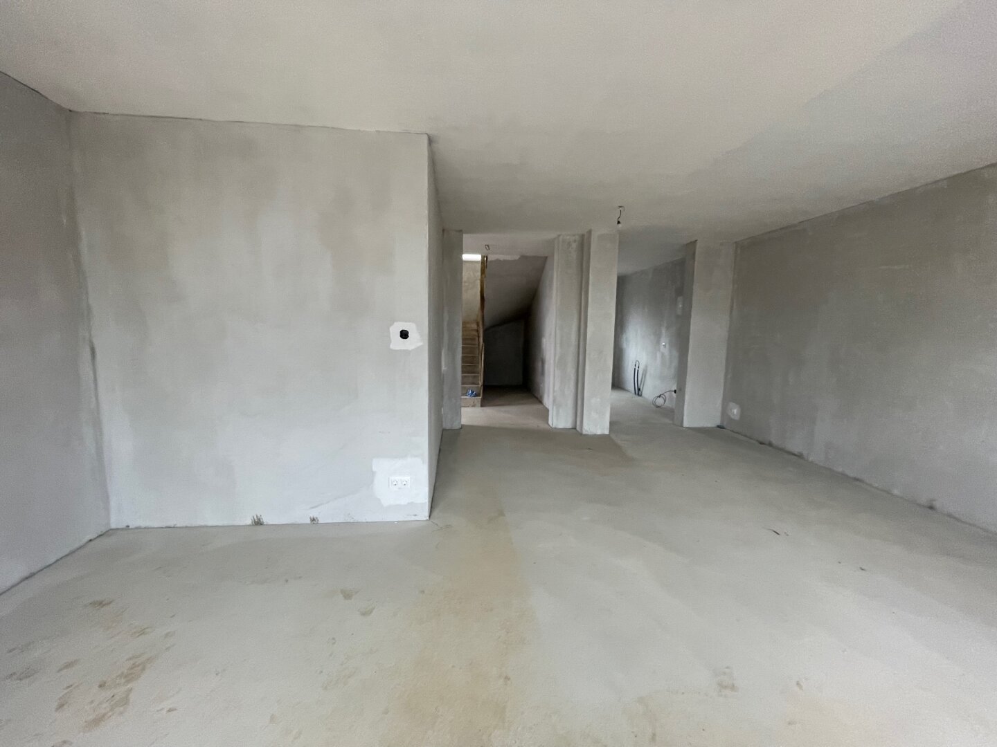 Neue Doppelhaushälfte mit Carport nur noch 2 verfügbar!!