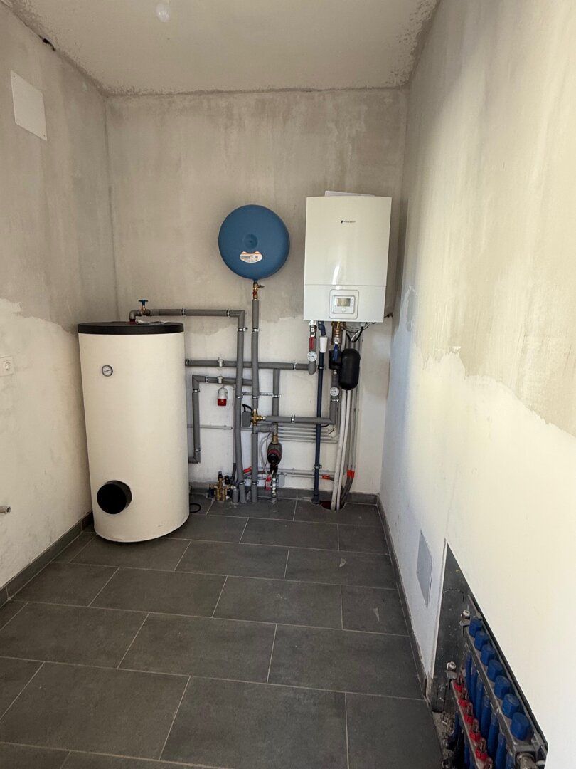 Neue Doppelhaushälfte mit Carport nur noch 2 verfügbar!!