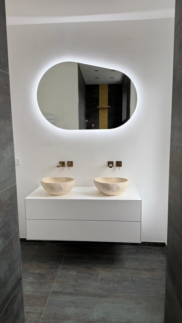Neu saniertes Badezimmer!