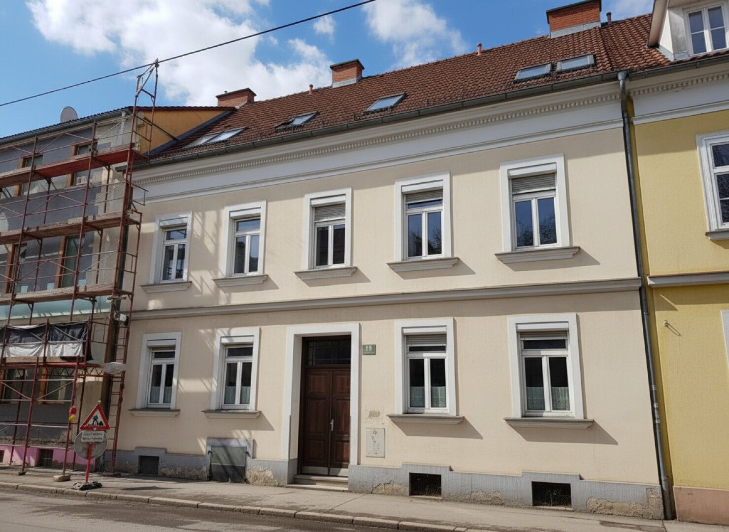 Außenansicht Straßenseite
