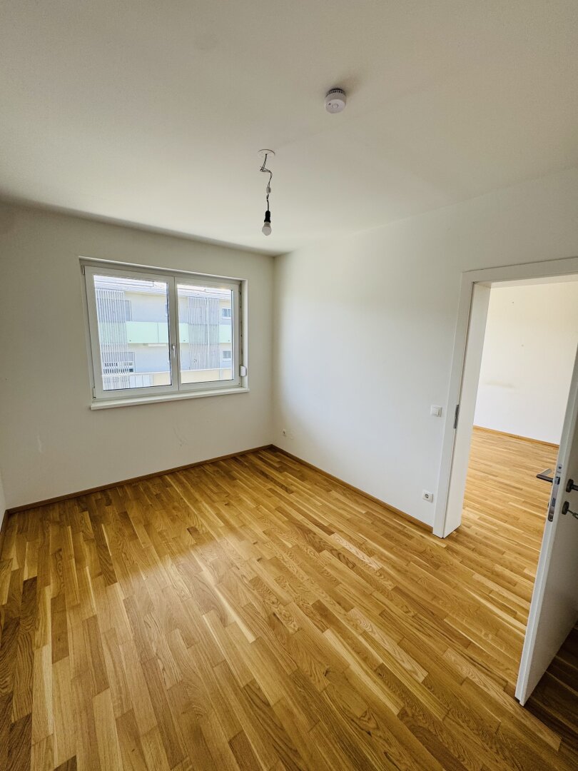 Erstklassige Balkonwohnung mit 3 Zimmern und Tiefgaragenparkplatz in Premstätten