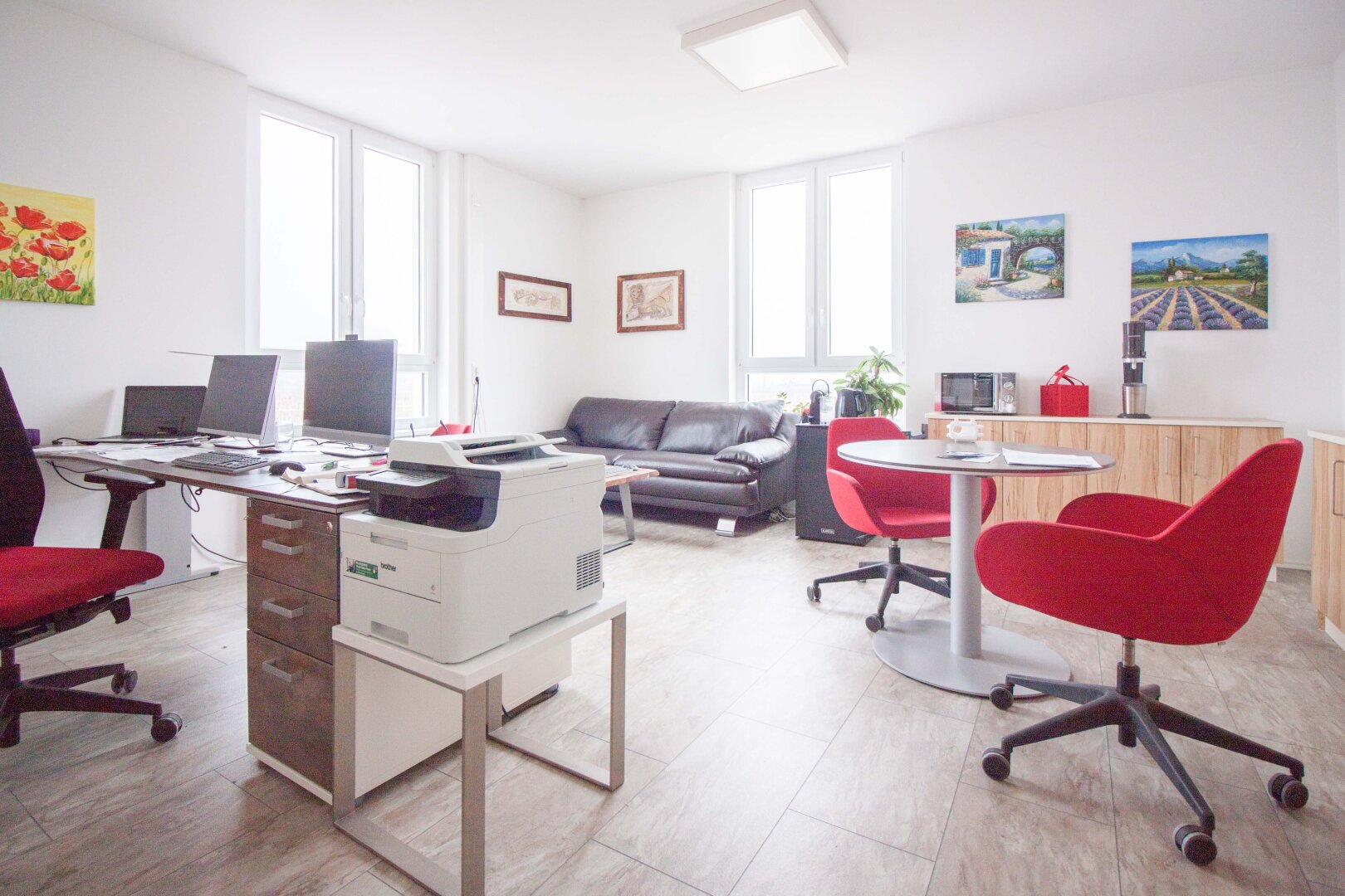 BÜRO mit ALL INCLUSIVE MIETE | flexible Größen von ca. 24 m² - 80 m² | mit Parkplätzen, schönem Foyer, Teeküche