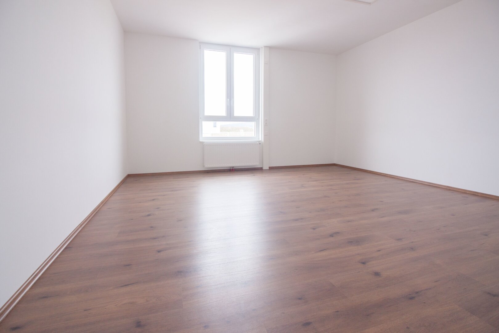 BÜRO mit ALL INCLUSIVE MIETE | flexible Größen von ca. 24 m² - 80 m² | mit Parkplätzen, schönem Foyer, Teeküche