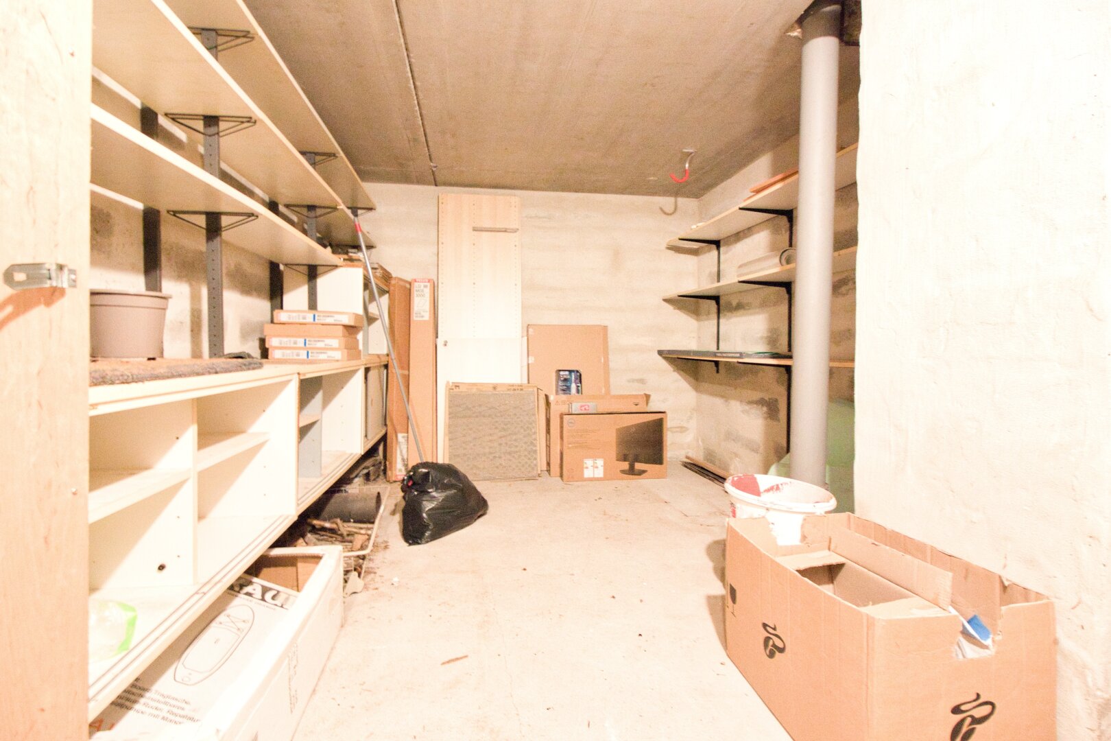 Gut geschnittene, lichtdurchflutete Maisonette mit Kamin & Südbalkon | 111 m² auf zwei Ebenen | inkl. Stellplatz