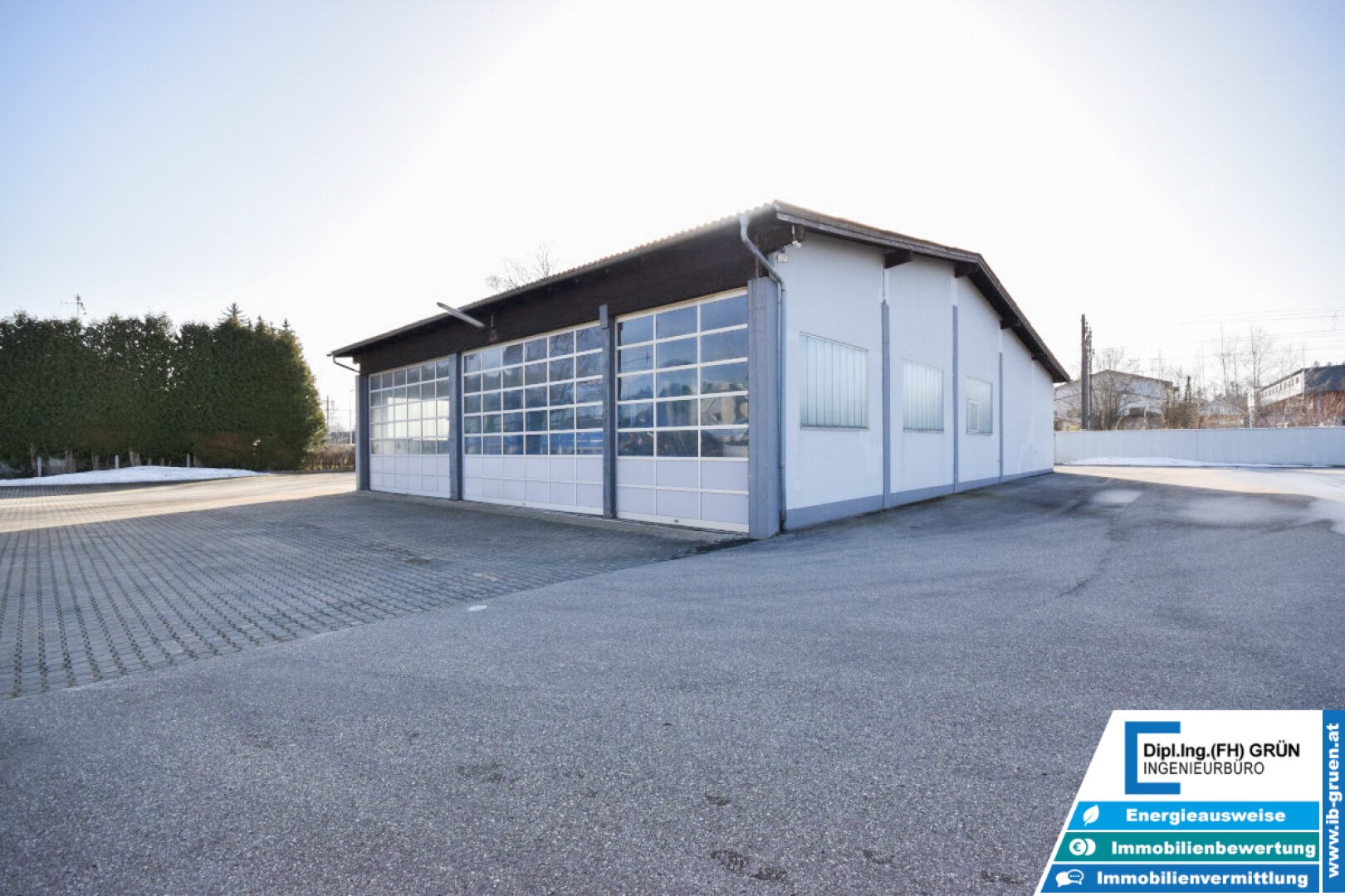 7133m² Betriebsliegenschaft - Betriebshalle, Wohnhäuser, Büro, Garagen, Betriebstankstelle, Baugrund - Projekt für große Arbeiterunterkunft